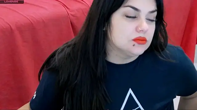 TinaMaay online show from 01.15.25