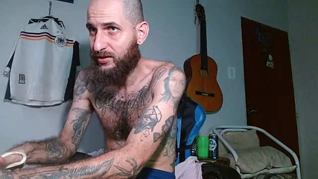Snapshot of Tatted21xxx chatting on 06.25.26 Tatted21xxx online show from 06.25.26