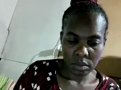 Snapshot of hairybushpussyxx1 chatting on 12.11.24 hairybushpussyxx1 online show from 12.11.24