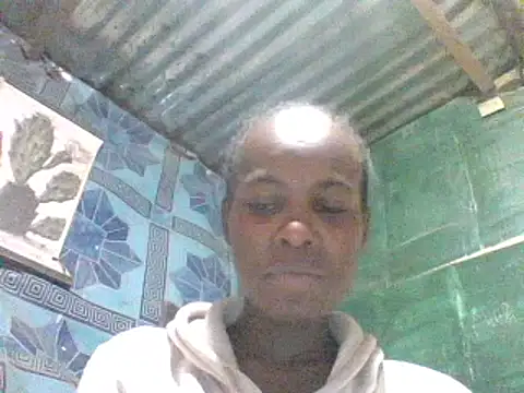 Snapshot of hairybushpussyxx1 chatting on 03.13.25 hairybushpussyxx1 online show from 03.13.25