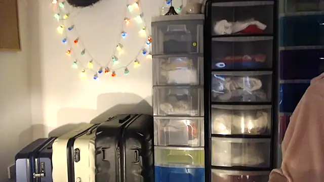 fulloferotic online show from 01.05.25