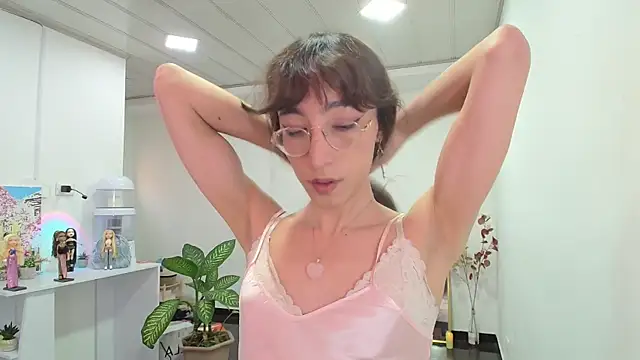 NicoleCortez online show from 02.04.25