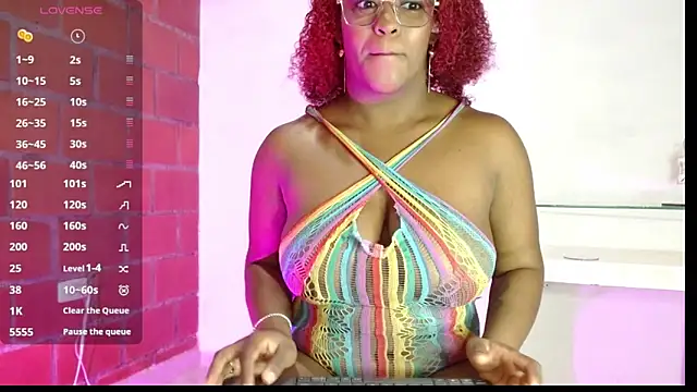 Snapshot of beatziedreams chatting on 11.05.25 beatziedreams online show from 11.05.25