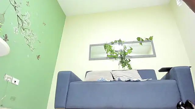 Snapshot of beatziedreams chatting on 02.14.26 beatziedreams online show from 02.14.26