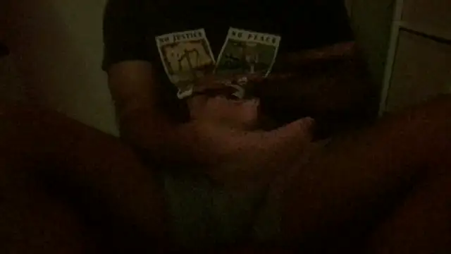 Snapshot of Freaky_dickey chatting on 12.05.25 Freaky dickey online show from 12.05.25