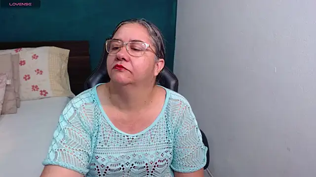 scaelettdubois online show from 02.22.26