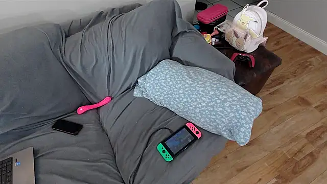 EmoDream1998 online show from 02.28.25