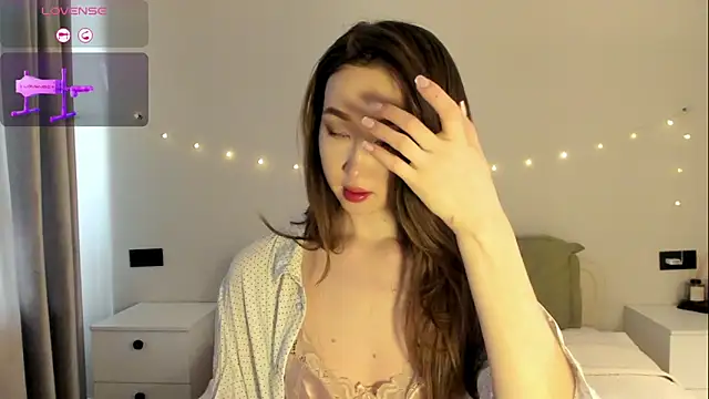  luna 022 online show from 11.14.25