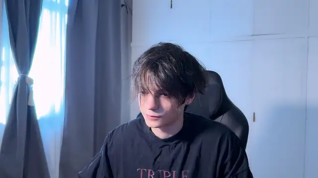 Snapshot of SasukeUhchiaa chatting on 02.01.26 SasukeUhchiaa online show from 02.01.26