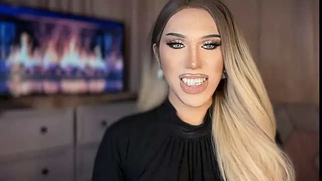 Ts glamxxxx online show from 04.12.26