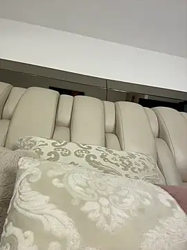 ALISSON FOXXX1 online show from 04.18.26