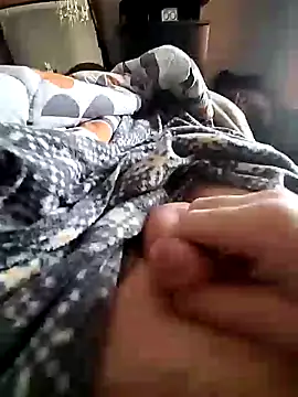 Snapshot of rem4001@xh chatting on 02.02.25 rem4001xh online show from 02.02.25