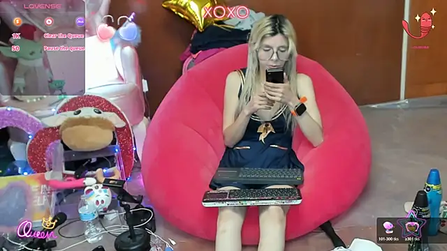 Skinygirl online show from 07.26.26
