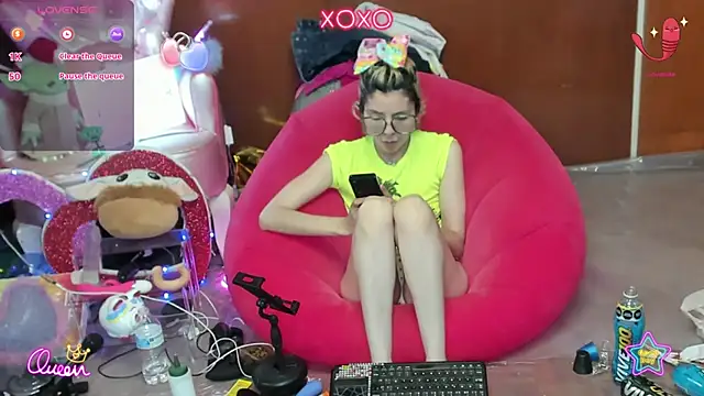 Skinygirl online show from 08.01.26