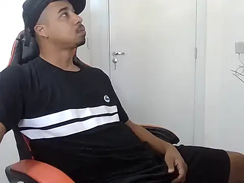 Juninho10c online show from 11.13.25