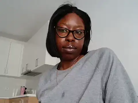 MadamIndigo online show from 10.20.25