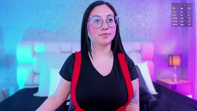 lucy neil online show from 01.31.25