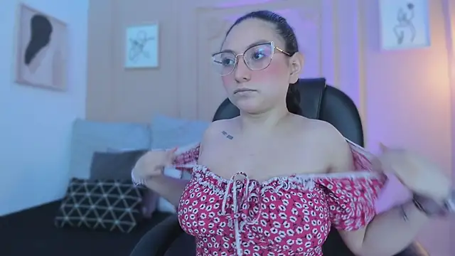 lucy neil online show from 03.13.26