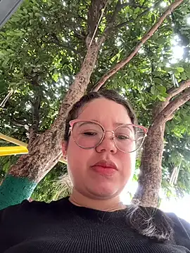 Snapshot of Lucyklein2022 chatting on 01.09.25 Lucyklein2022 online show from 01.09.25