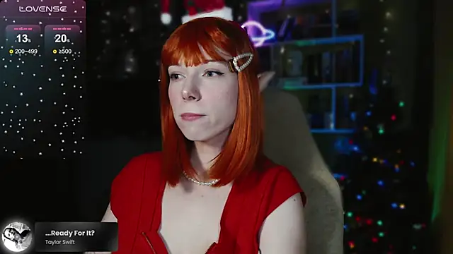 Snapshot of freya_sunny chatting on 12.24.24 freya sunny online show from 12.24.24