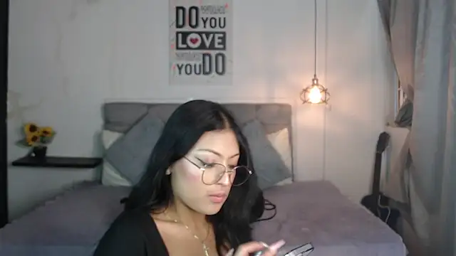 vaness weet online show from 01.07.25