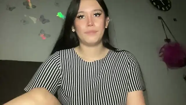 MeganTheRarest online show from 11.03.25