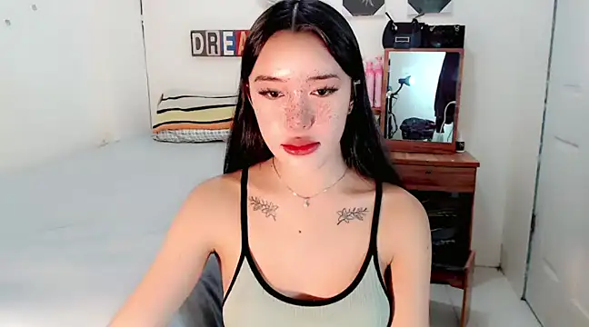 wiggle nibble online show from 01.13.25