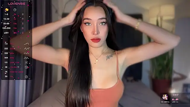 wiggle nibble online show from 10.24.25