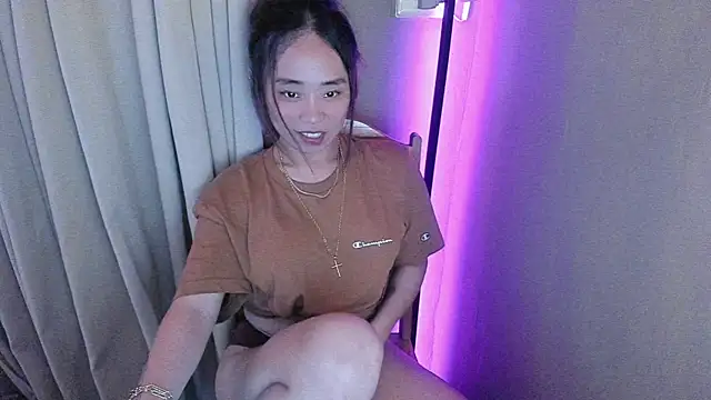 MissAyaCollins online show from 02.17.25