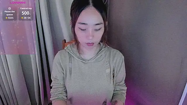 MissAyaCollins online show from 11.08.25