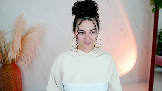 Snapshot of merida_bell18 chatting on 02.20.26 merida bell18 online show from 02.20.26