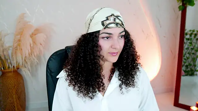 Snapshot of merida_bell18 chatting on 03.04.26 merida bell18 online show from 03.04.26