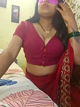 Queen Anushka69 online show from 12.17.24
