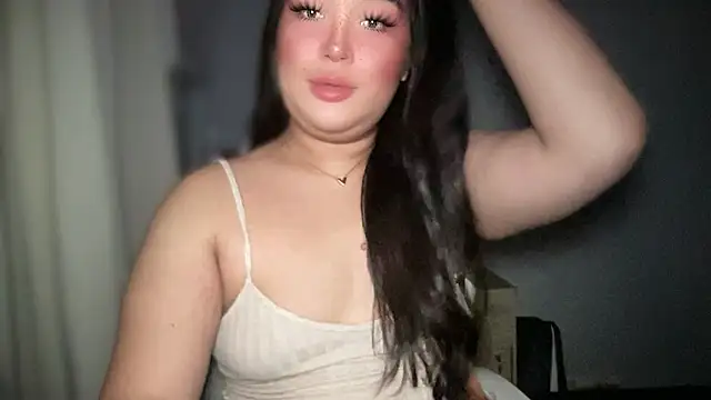 Snapshot of MissCataleyaxxx chatting on 12.02.25 MissCataleyaxxx online show from 12.02.25