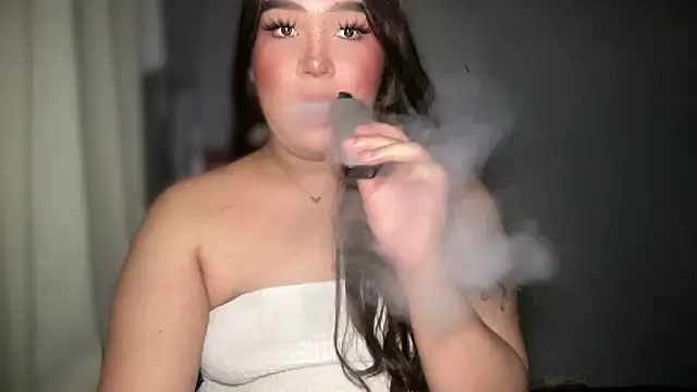 Snapshot of MissCataleyaxxx chatting on 12.03.25 MissCataleyaxxx online show from 12.03.25