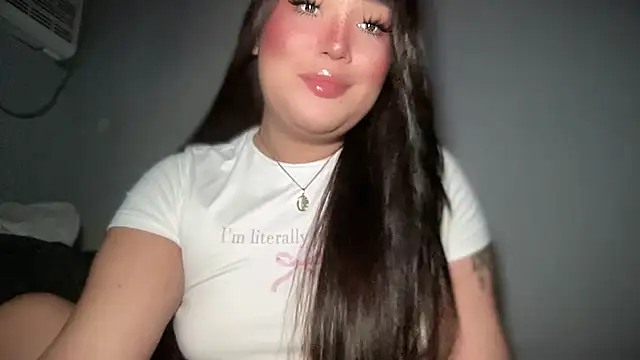 Snapshot of MissCataleyaxxx chatting on 02.15.26 MissCataleyaxxx online show from 02.15.26