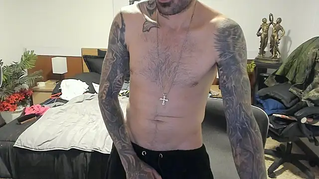 kaiser679  online show from 12.22.25