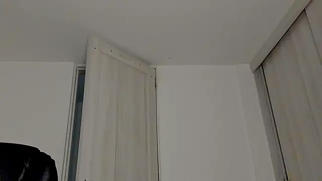 Snapshot of katrhin_66 chatting on 11.26.25 katrhin 66 online show from 11.26.25