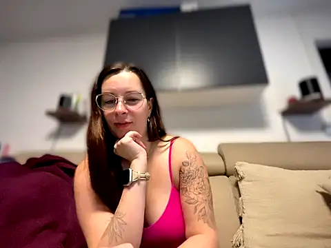 Snapshot of Amai_Live chatting on 11.14.25 Amai Live online show from 11.14.25