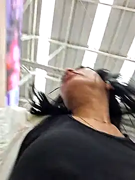 Snapshot of Doll_Loren chatting on 02.18.25 Doll Loren online show from 02.18.25