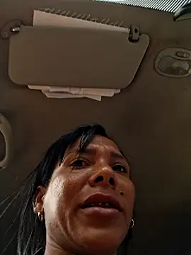 Snapshot of Doll_Loren chatting on 03.11.25 Doll Loren online show from 03.11.25