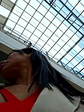 Snapshot of Doll_Loren chatting on 09.10.25 Doll Loren online show from 09.10.25