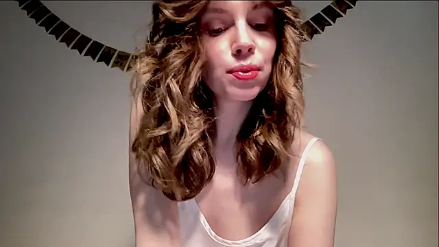 Nikki Mimimi online show from 01.09.25