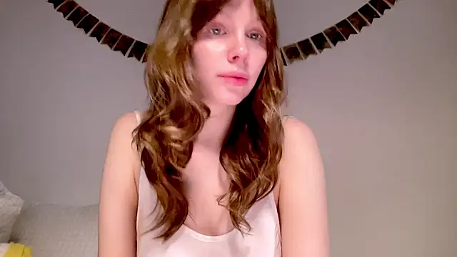 Nikki Mimimi online show from 12.19.25