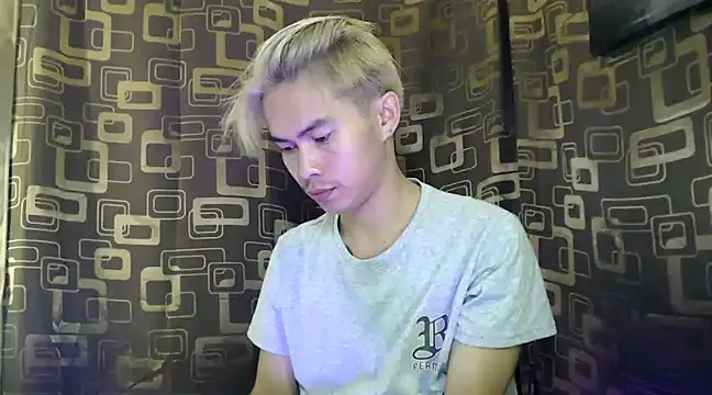 Snapshot of asianpatt69 chatting on 12.10.24 asianpatt69 online show from 12.10.24