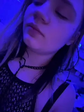 Snapshot of Cutiepiespanks chatting on 03.16.25 Cutiepiespanks online show from 03.16.25