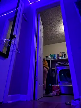 Snapshot of Cutiepiespanks chatting on 11.07.25 Cutiepiespanks online show from 11.07.25