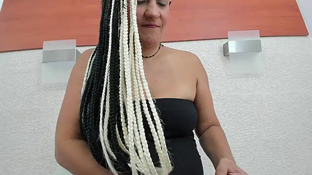 allice green online show from 10.22.25