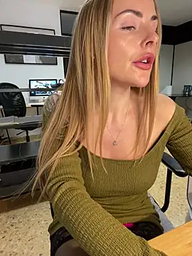 EmaSalis online show from 02.05.25