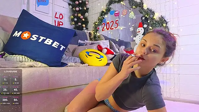 Misss Vikk online show from 12.28.24